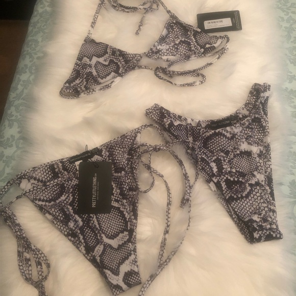 PrettyLittleThing Other - Pretty little thing bikini